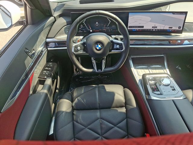 Used 2024 BMW 740i xDrive w/ Premium Package 2 AWD/4WD image 11