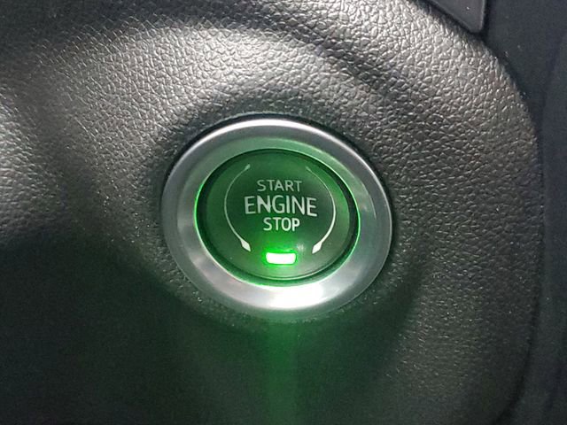 Certified 2021 Chevrolet Silverado 1500 RST image 31