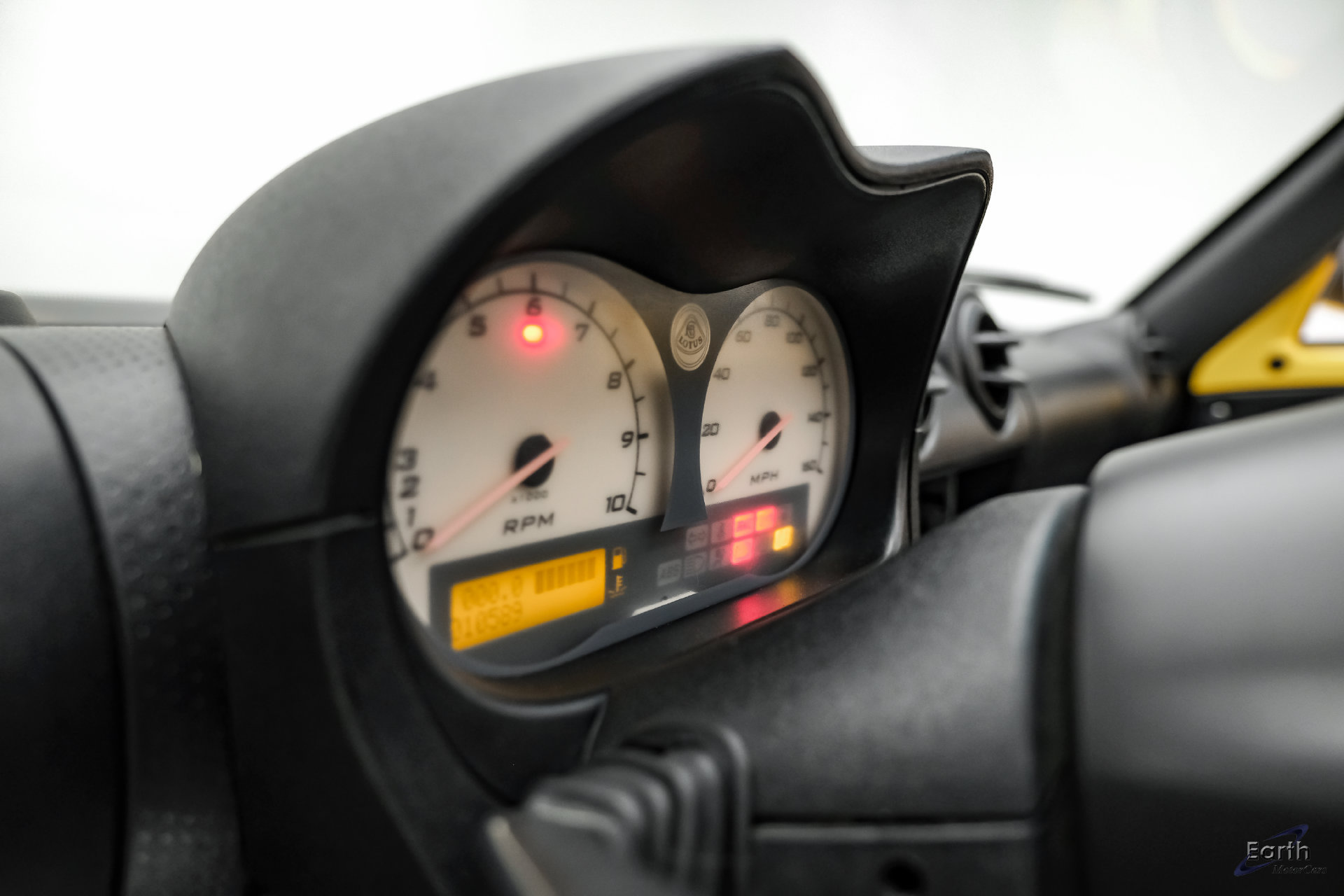 Used 2005 Lotus Elise RWD image 46