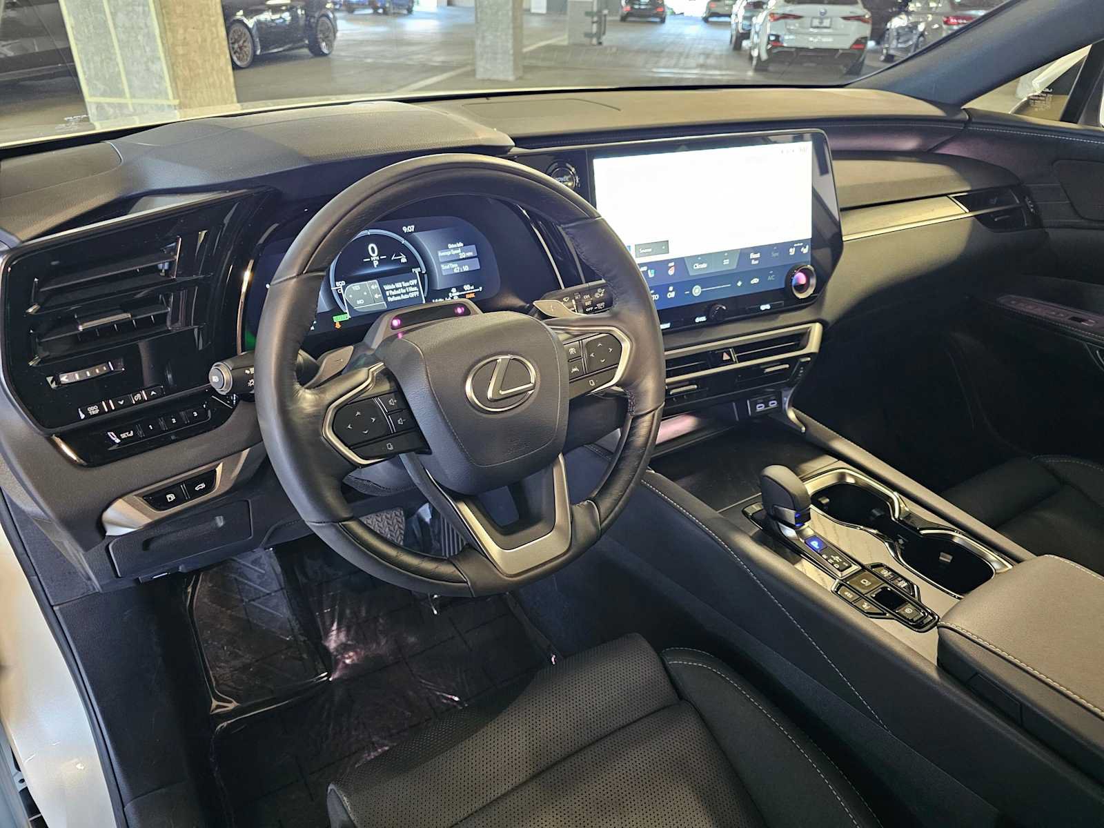 Used 2025 Lexus RX 450h AWD w/ Convenience Package image 2