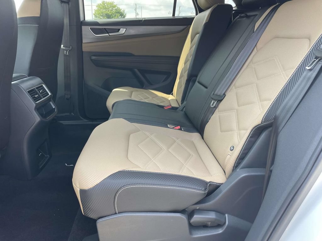 New 2026 Volkswagen Atlas Cross Sport SE FWD image 12