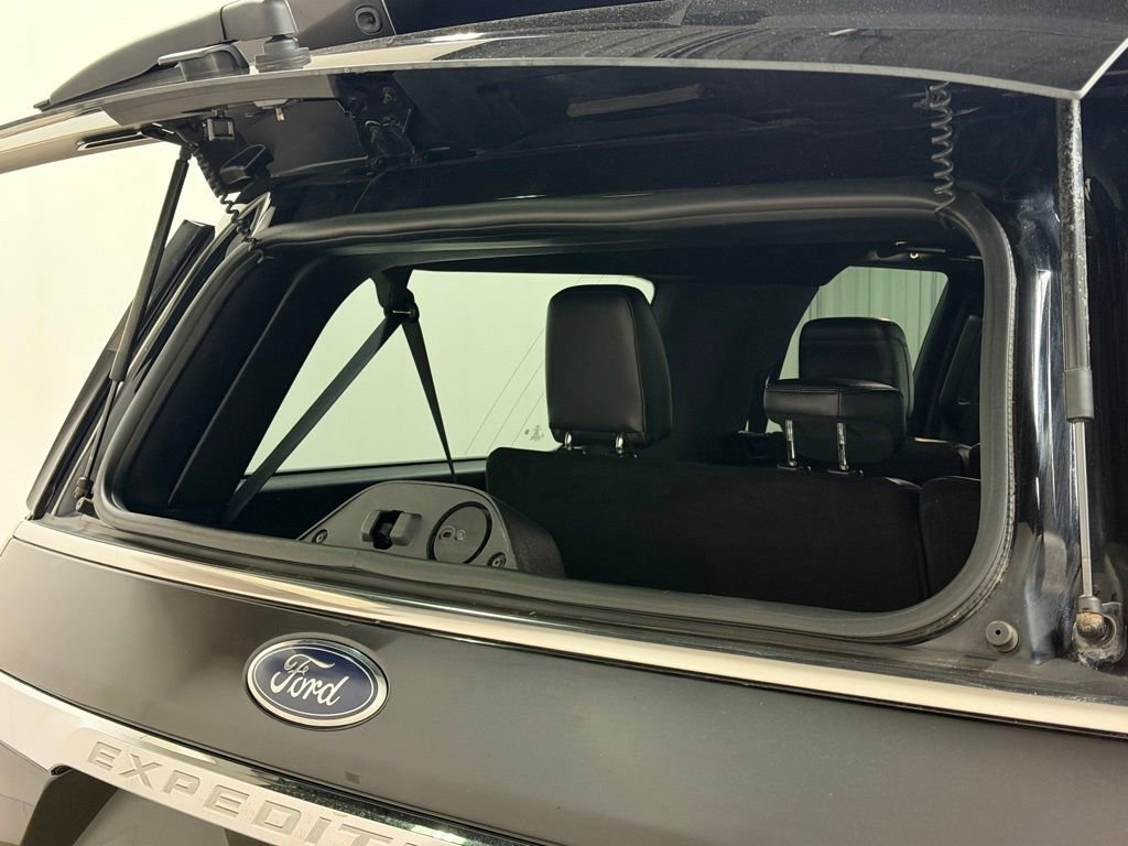 Used 2020 Ford Expedition Max Limited image 14