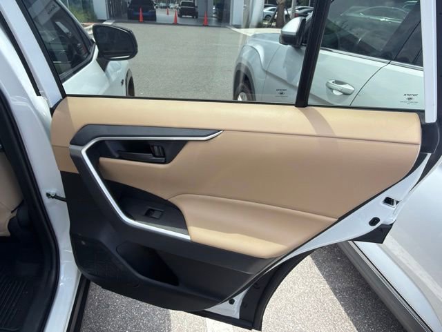 Used 2025 Toyota RAV4 LE FWD image 20