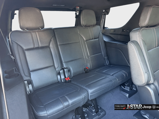 Used 2022 Chevrolet Tahoe RST w/ Luxury Package AWD/4WD image 27