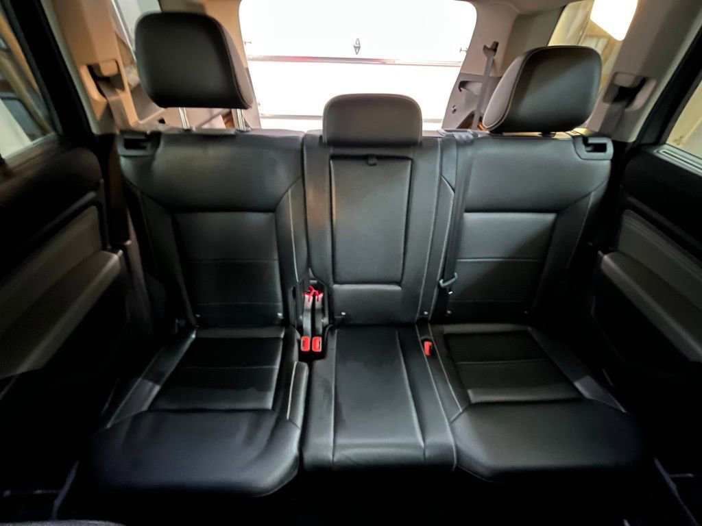 Certified 2023 Volkswagen Atlas SE image 27