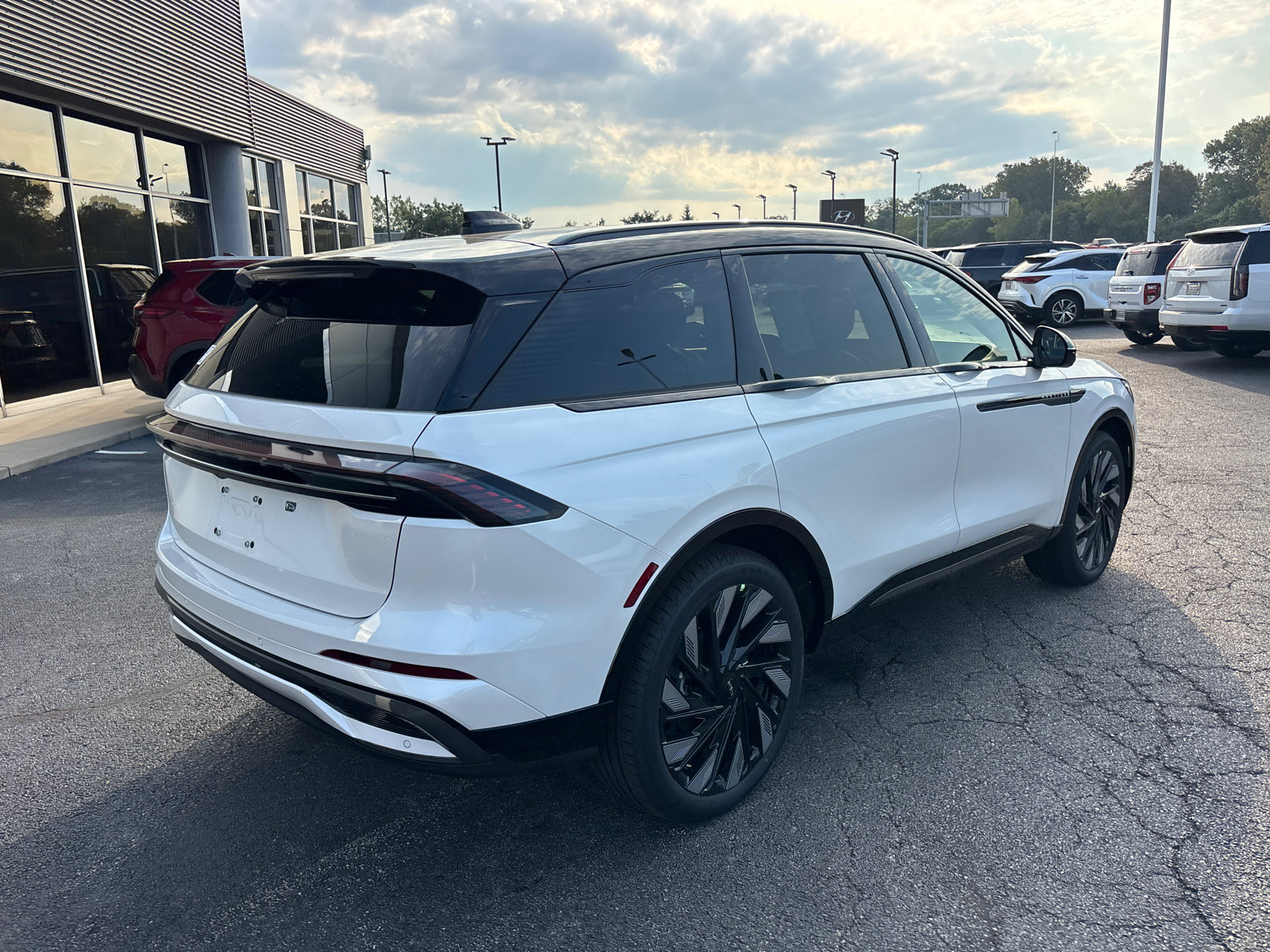 New 2026 Lincoln Nautilus Reserve AWD/4WD image 7