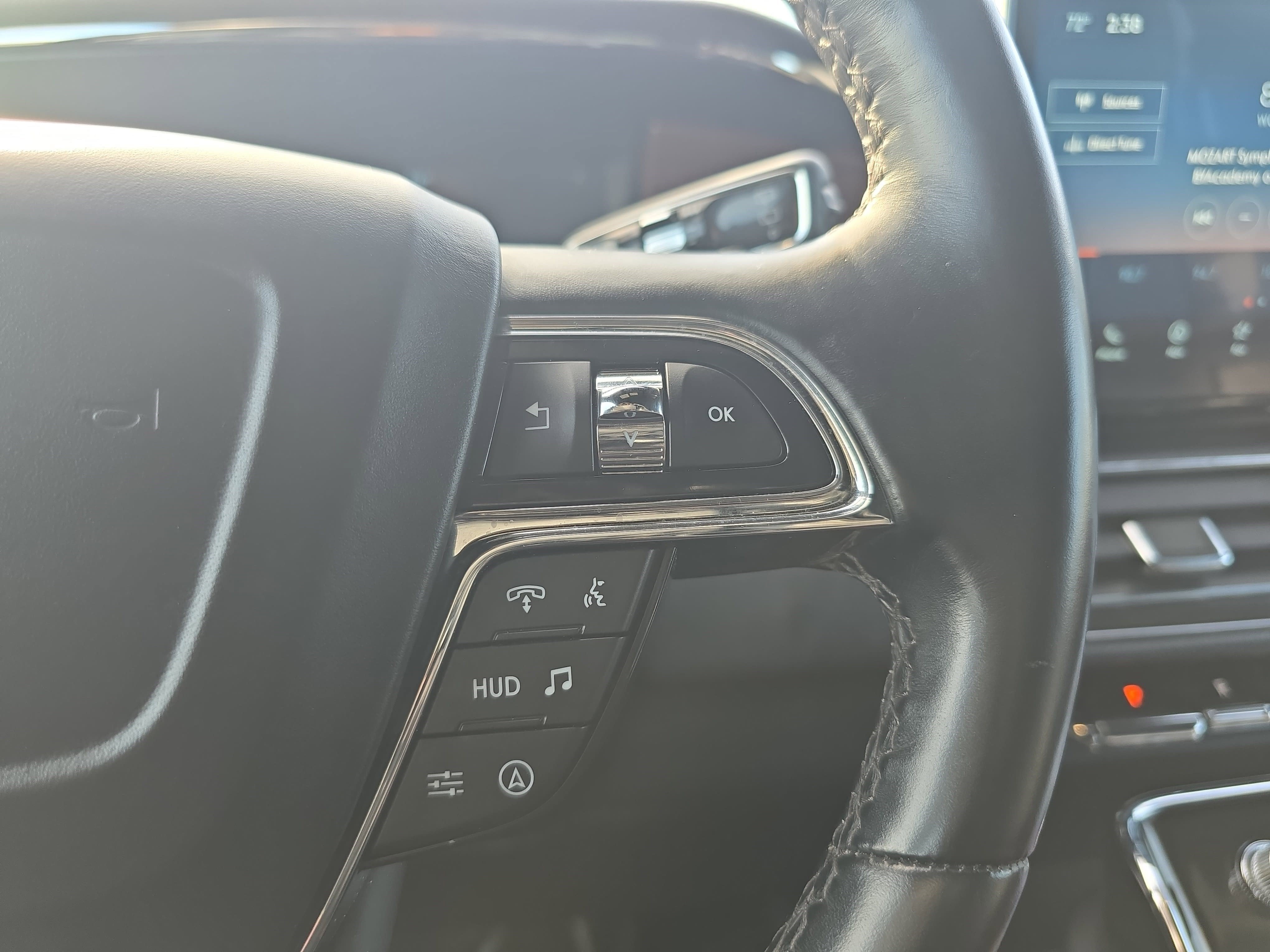 Used 2024 Lincoln Navigator Reserve image 19