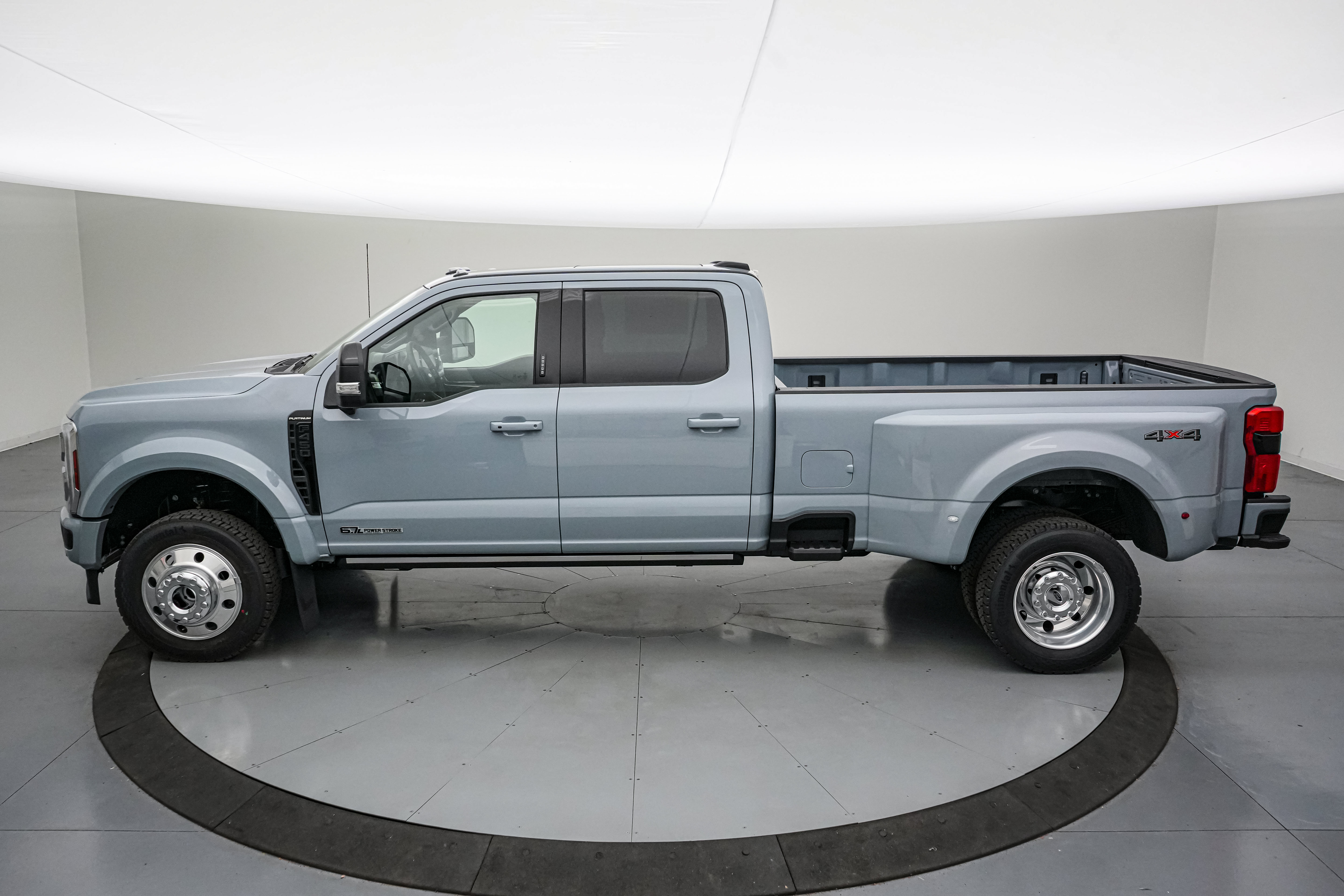 New 2026 Ford F450 Platinum AWD/4WD image 8