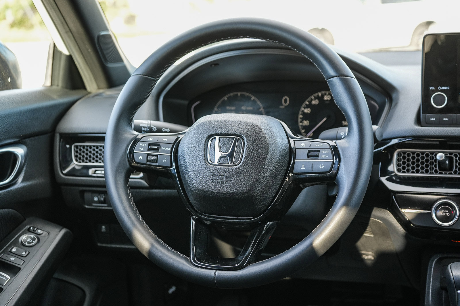 Used 2025 Honda Civic Sport image 16