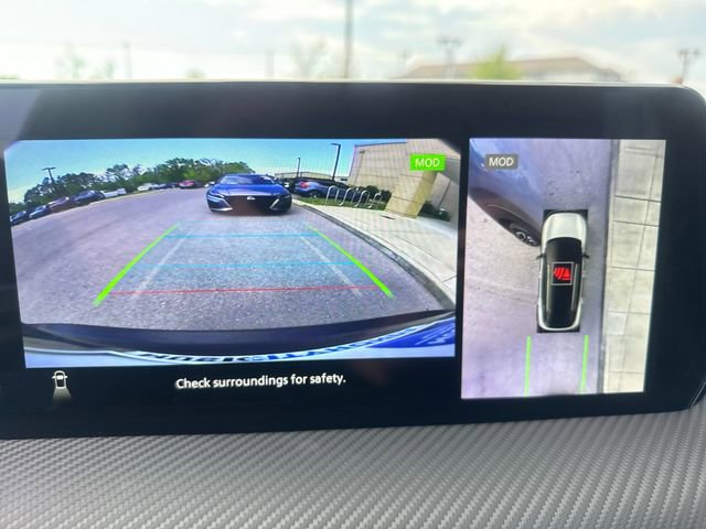 Used 2025 Nissan Kicks SR image 16