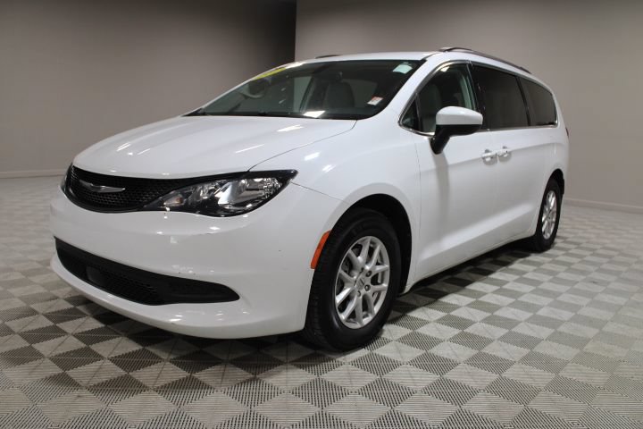 Used 2021 Chrysler Voyager Lxi FWD image 7