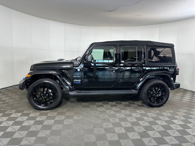 Used 2022 Jeep Wrangler Unlimited Sahara w/ Cold Weather Group image 6