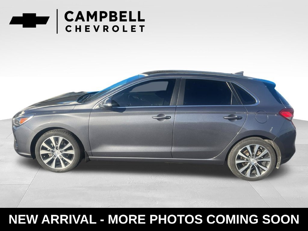 Used 2018 Hyundai Elantra GT w/ Style Package 02 FWD image 2
