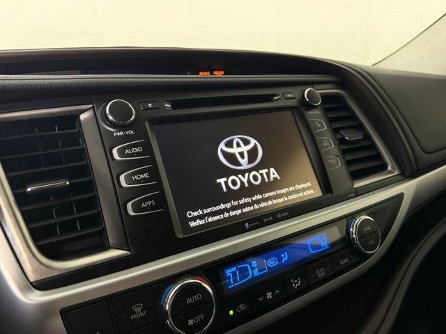 Used 2018 Toyota Highlander Plus FWD image 22