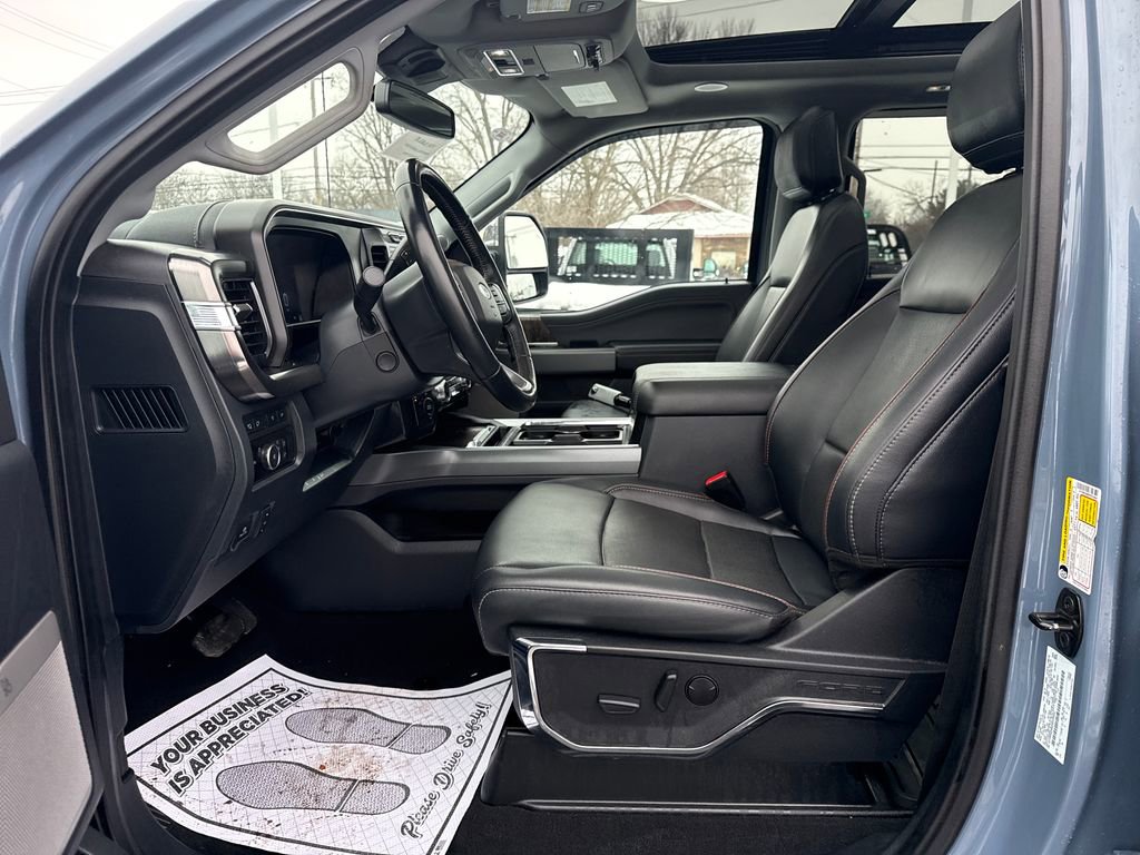 Used 2023 Ford F450 Lariat w/ Lariat Ultimate Package image 29