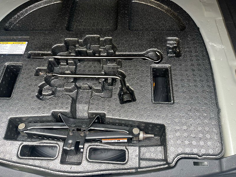 Used 2021 Toyota Camry SE FWD image 20