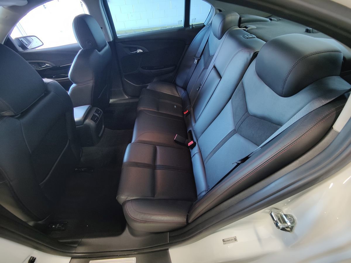 Used 2015 Chevrolet SS RWD image 47