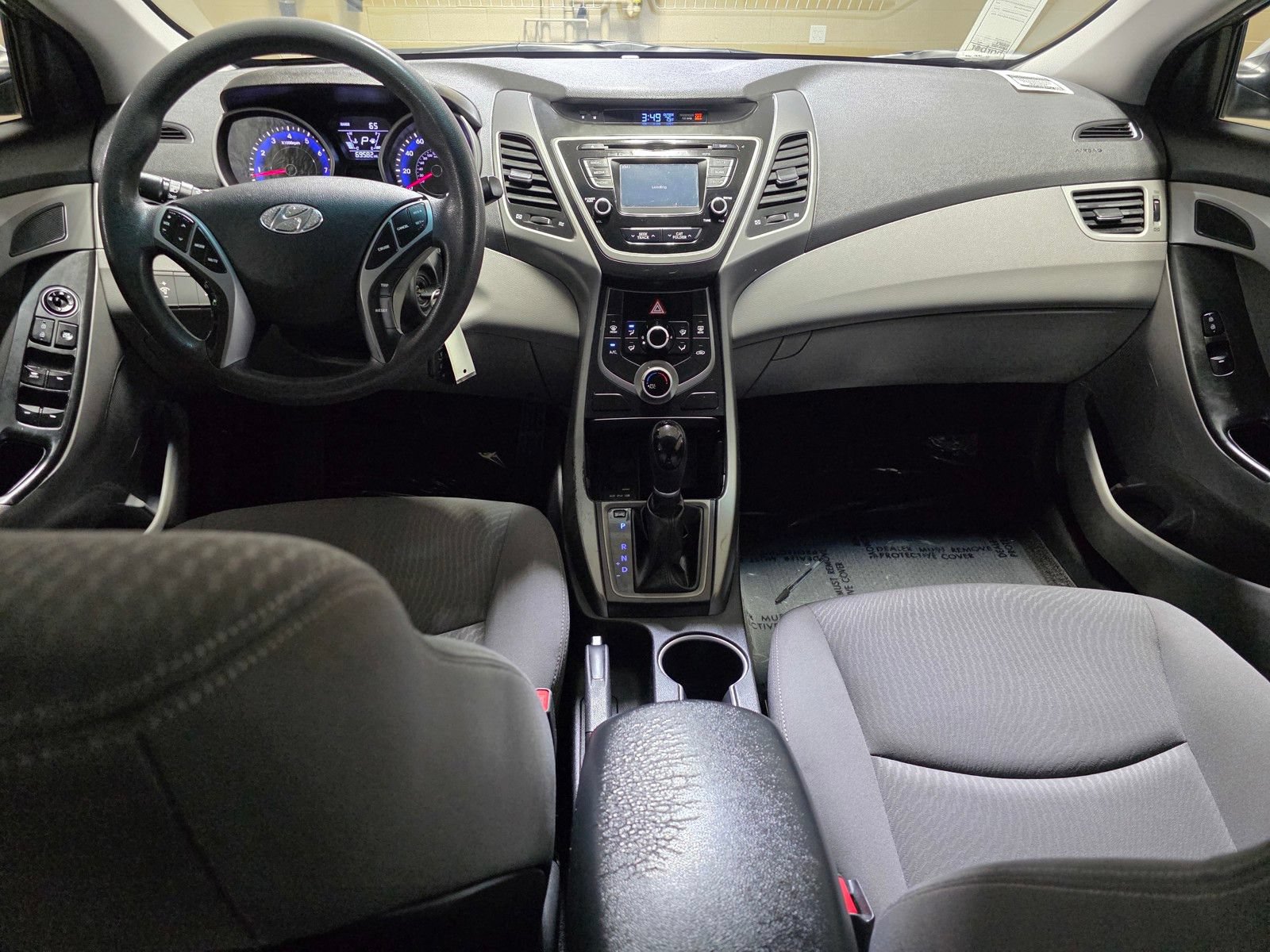 Used 2016 Hyundai Elantra SE w/ Option Group 02 FWD image 18