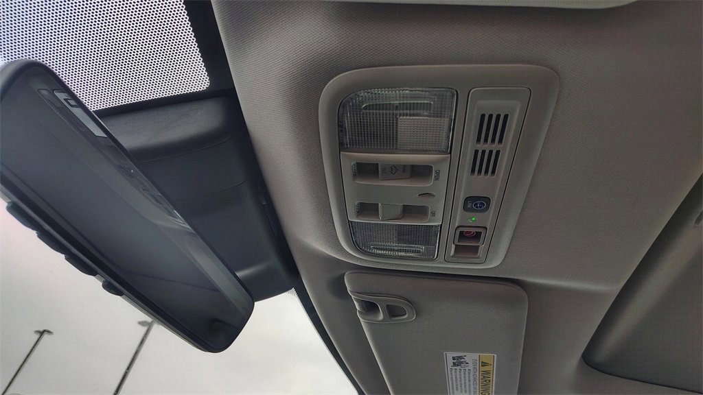 Used 2019 Honda Insight Touring image 27