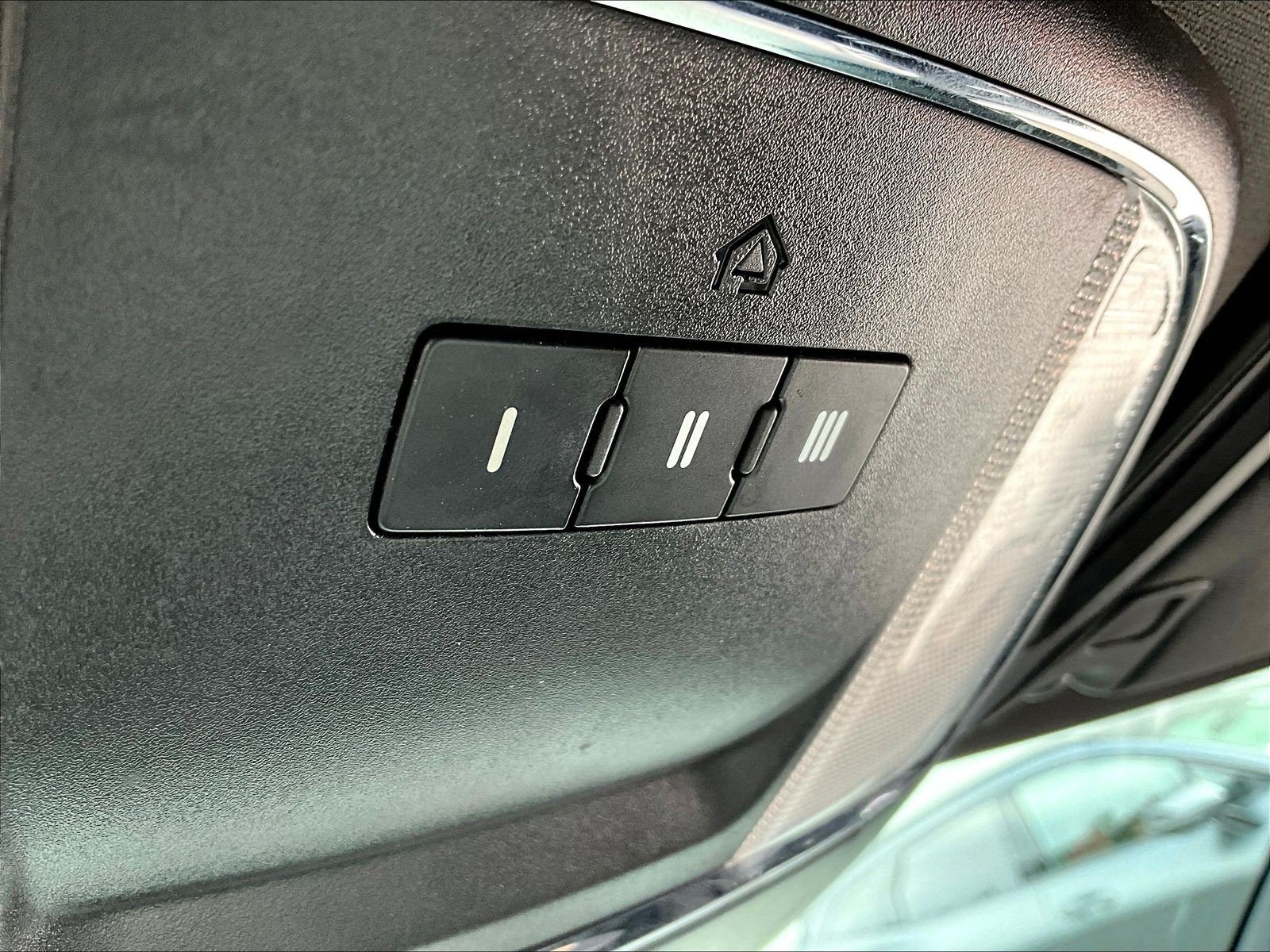 Used 2018 Dodge Charger R/T RWD image 39