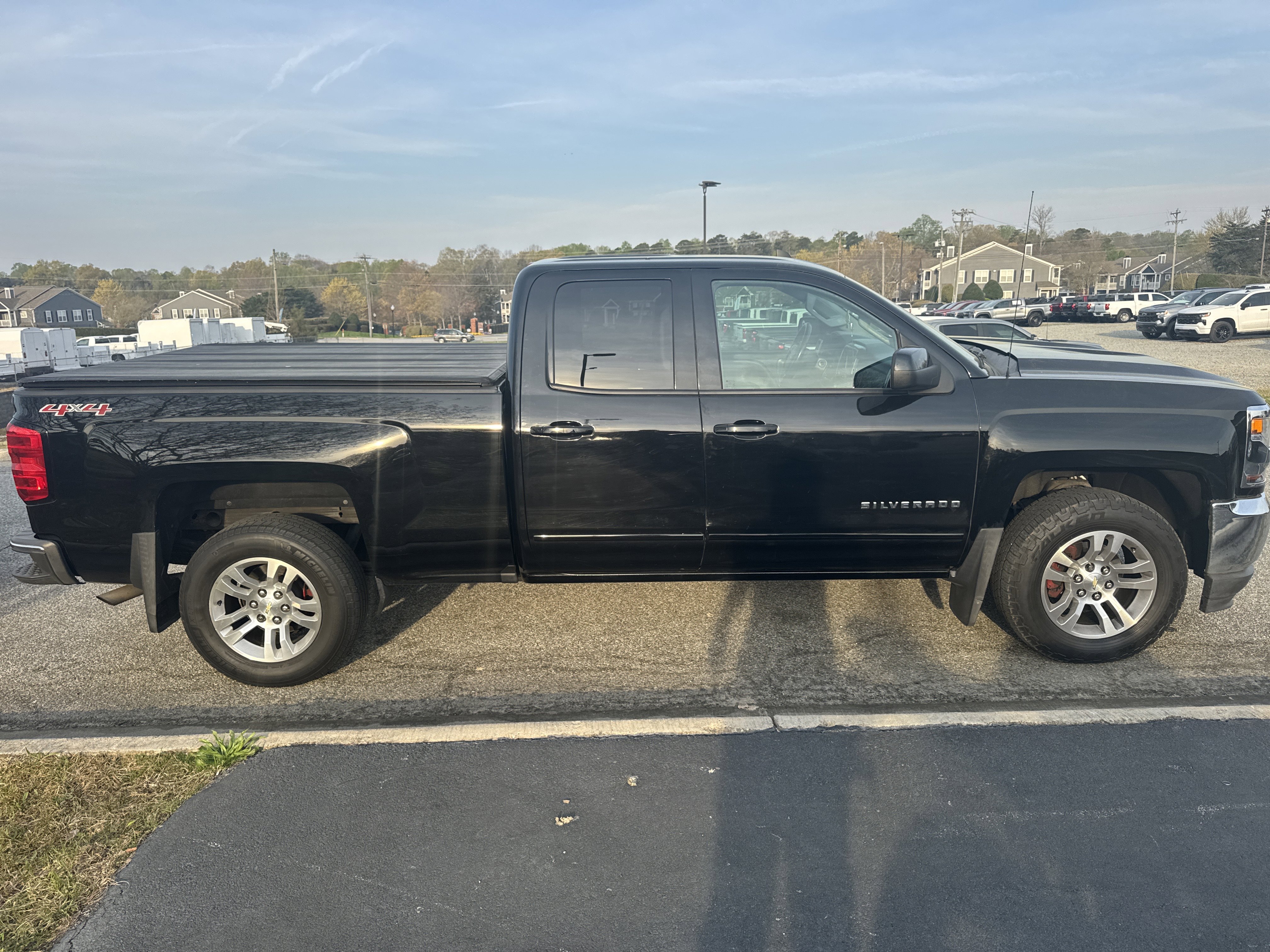 Used 2017 Chevrolet Silverado 1500 LT w/ All Star Edition image 12
