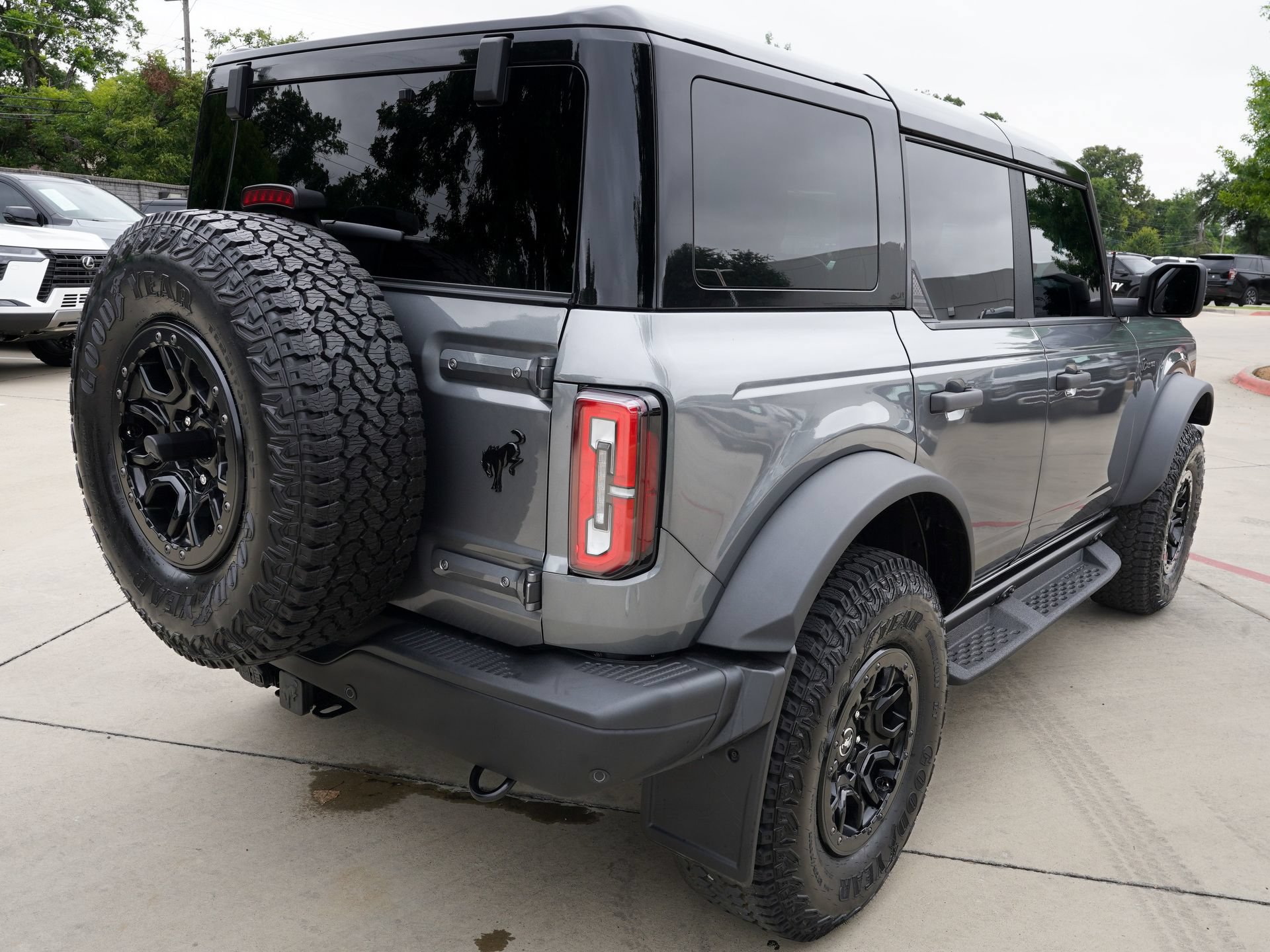 Used 2026 Ford Bronco Badlands AWD/4WD image 5