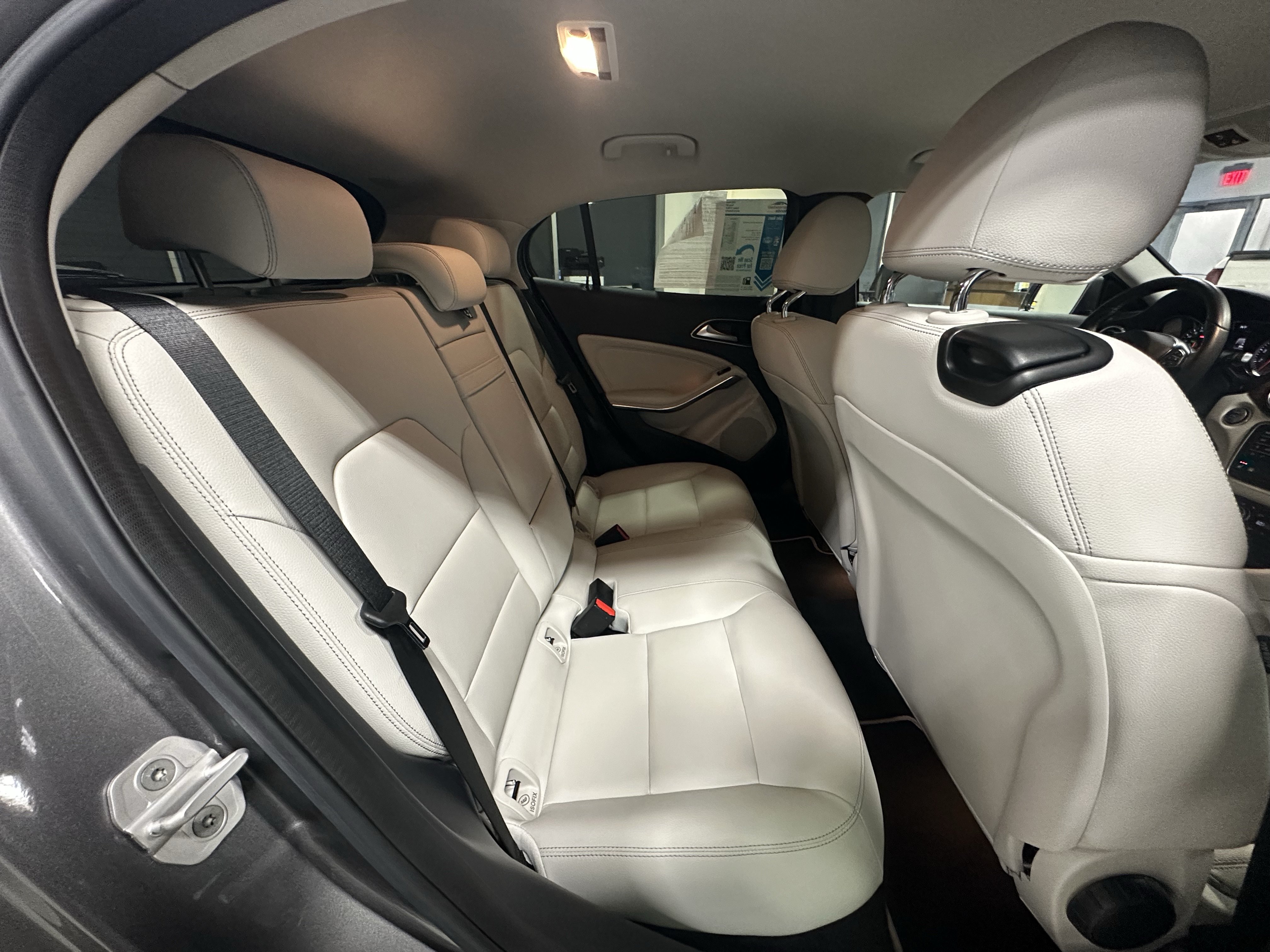Used 2016 Mercedes-Benz GLA 250 4MATIC image 22