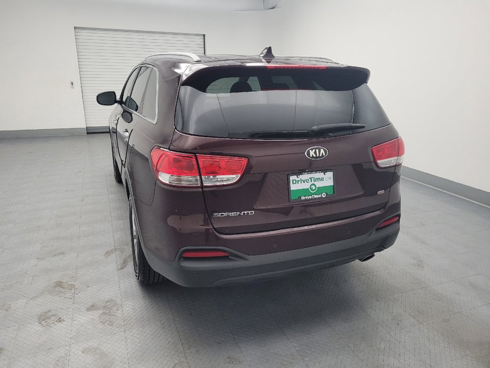 Used 2018 Kia Sorento FWD image 6