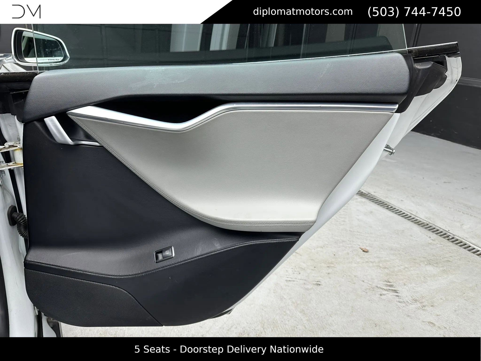 Used 2013 Tesla Model S Performance image 27