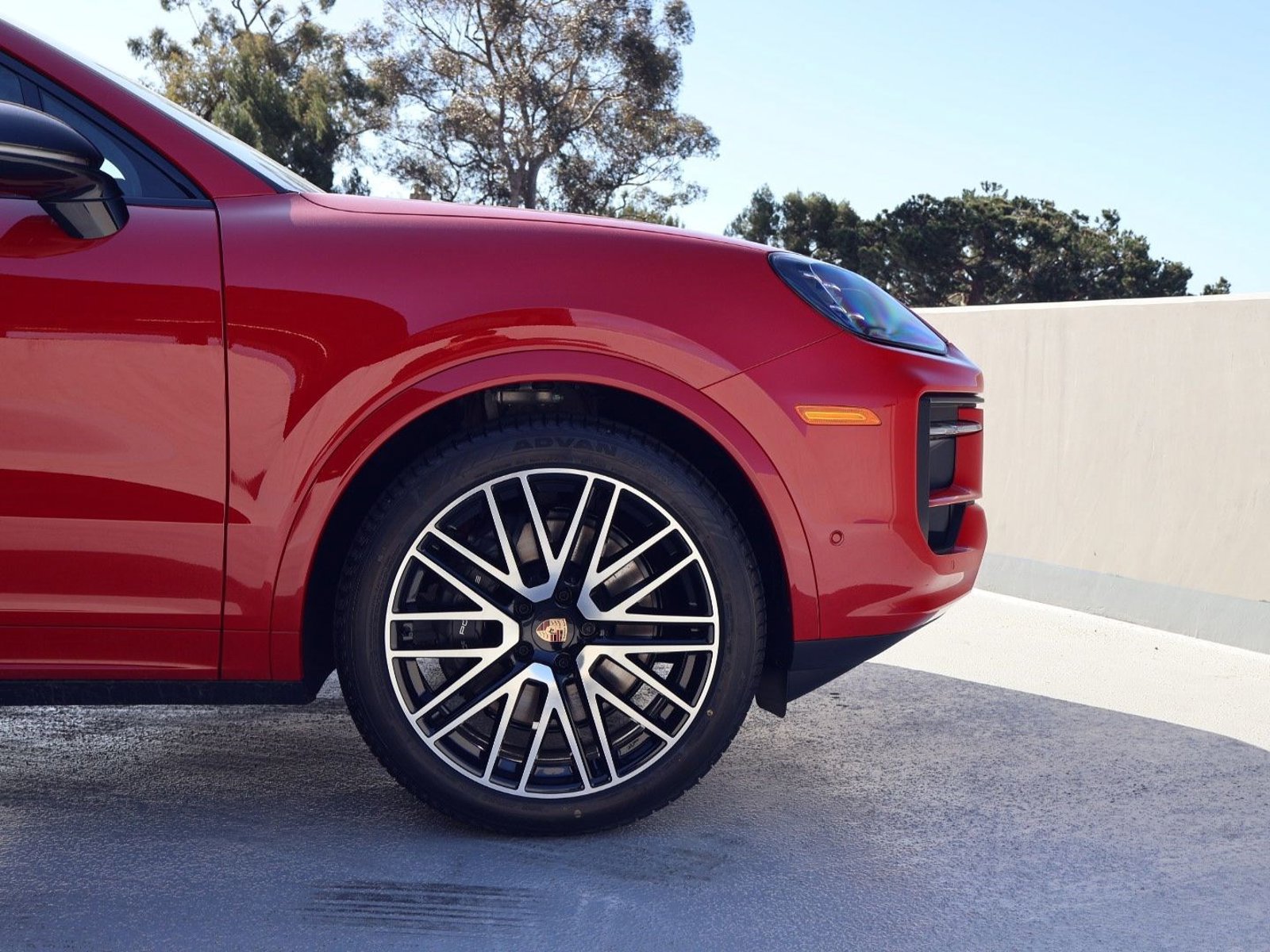 New 2026 Porsche Cayenne Coupe AWD/4WD image 11