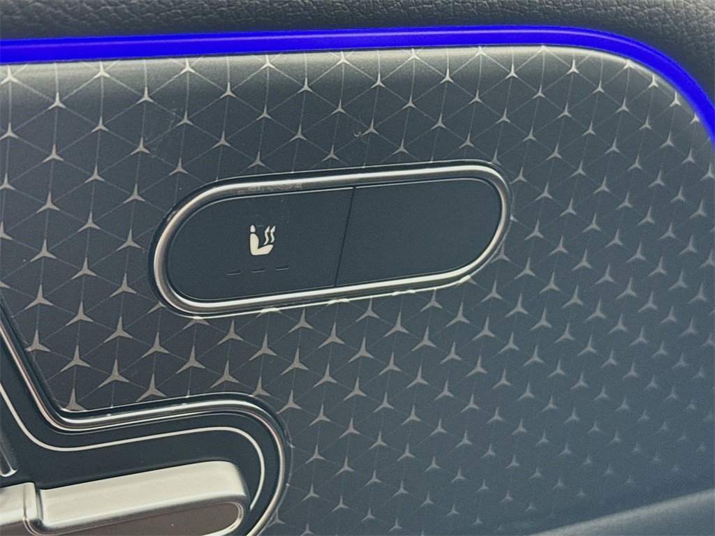 Used 2025 Mercedes-Benz GLA 250 4MATIC image 20