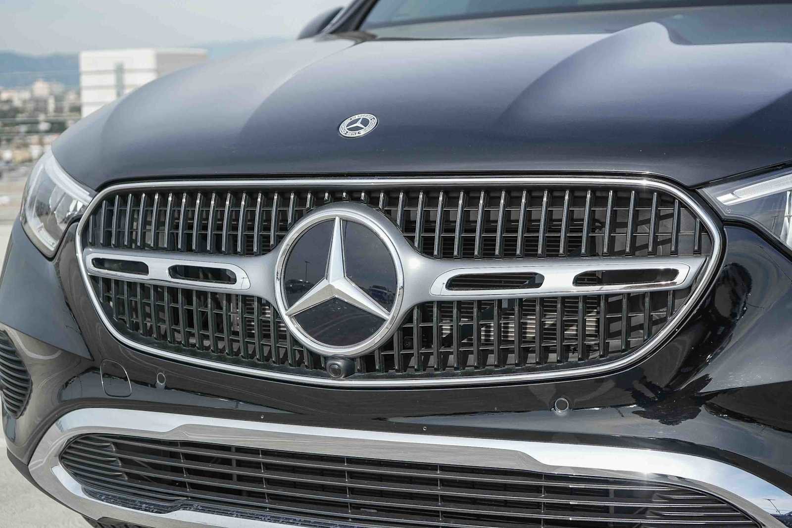 Used 2024 Mercedes-Benz GLC 300 4MATIC image 6