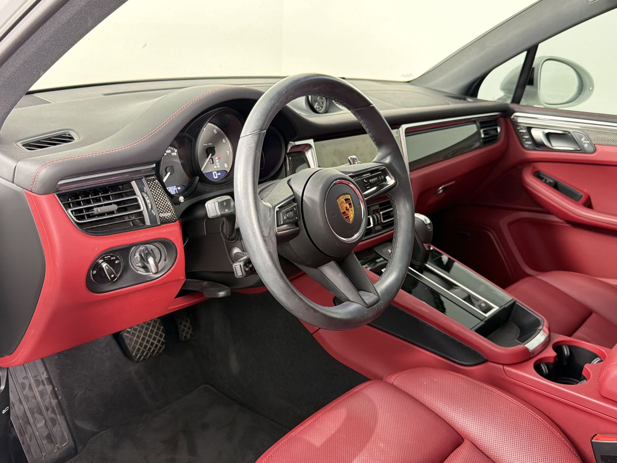 Certified 2022 Porsche Macan S image 4