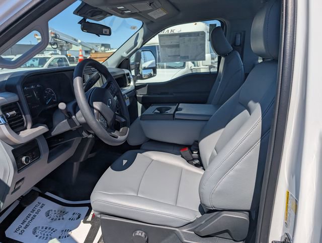 New 2026 Ford F250 XL w/ XL Chrome Package image 12