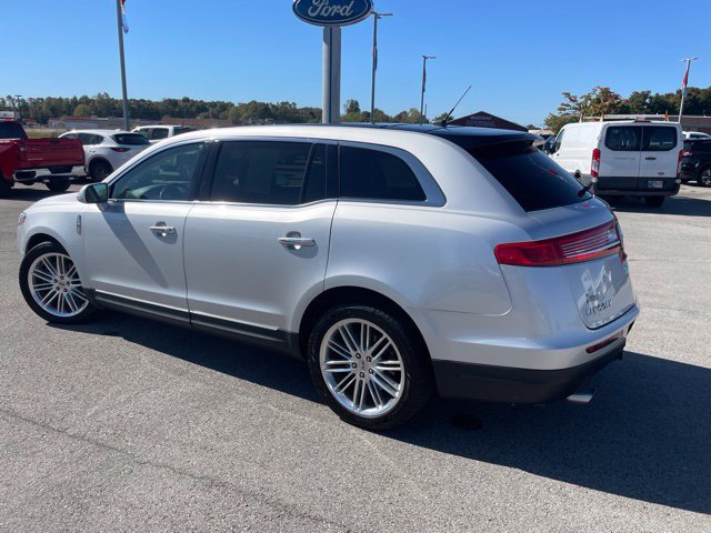 Used 2019 Lincoln MKT AWD image 6