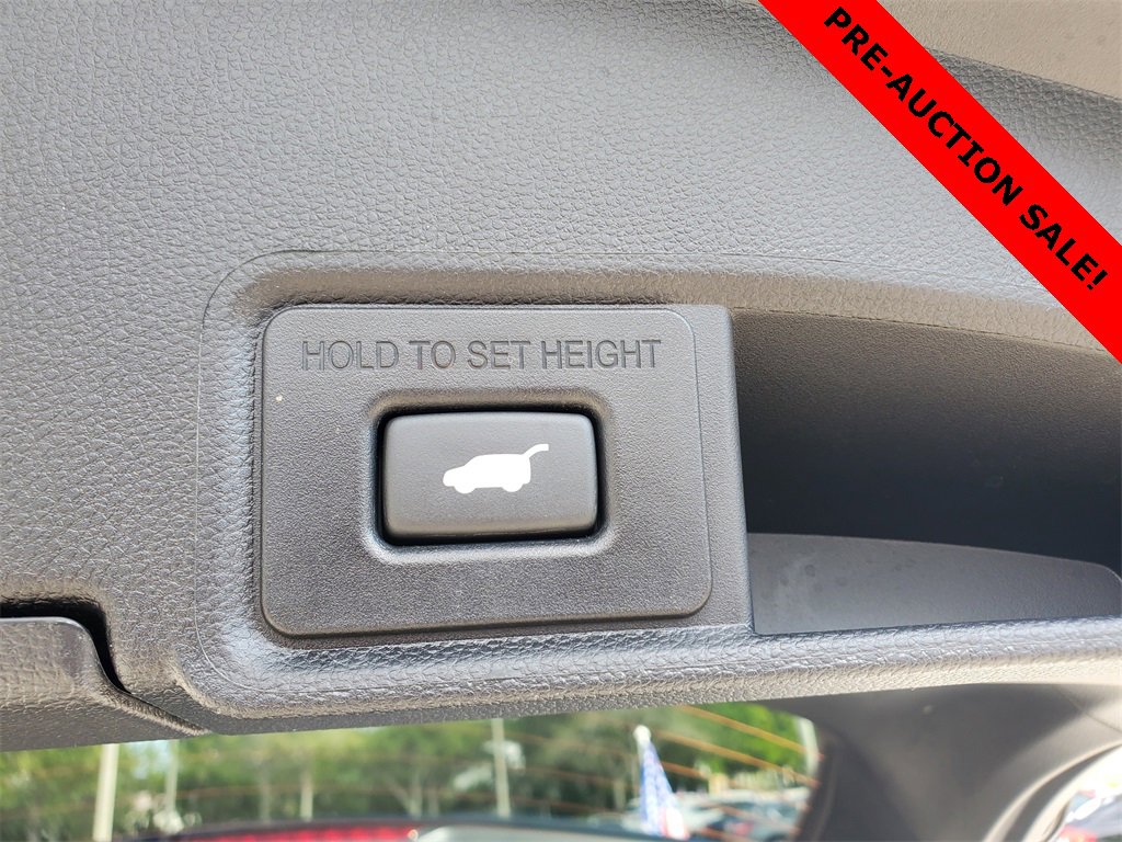 Certified 2025 Acura RDX SH-AWD image 9