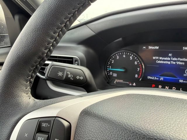 Used 2024 Ford Explorer XLT w/ Equipment Group 202A AWD/4WD image 39