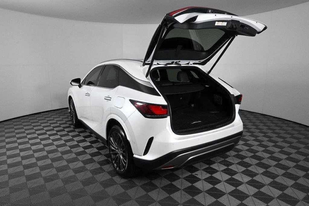 Used 2023 Lexus RX 350 FWD w/ Accessory Package image 31