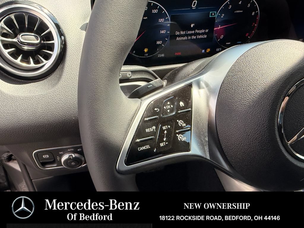 New 2026 Mercedes-Benz GLB 250 4MATIC image 11
