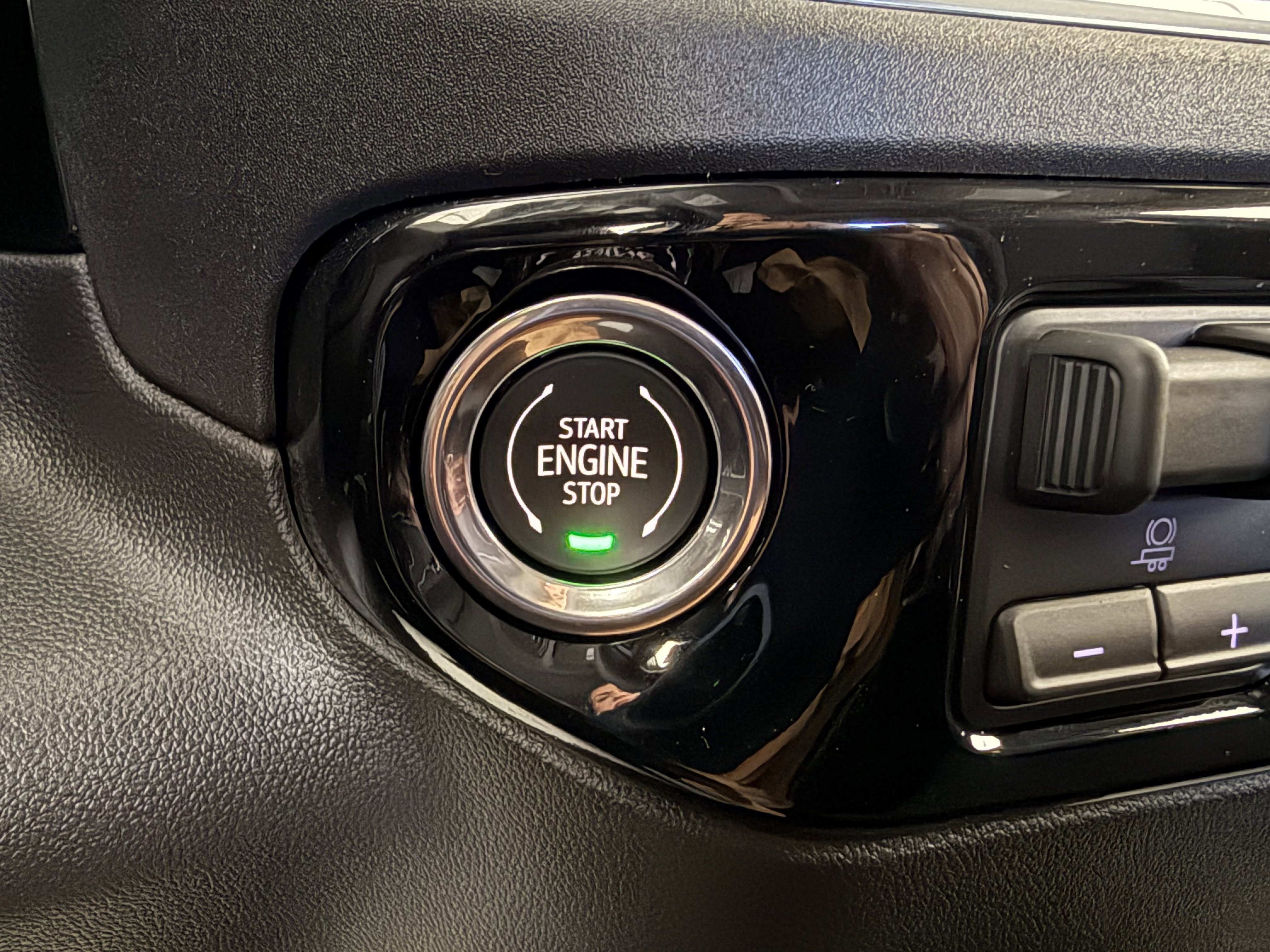 New 2026 GMC Sierra 1500 Elevation image 25