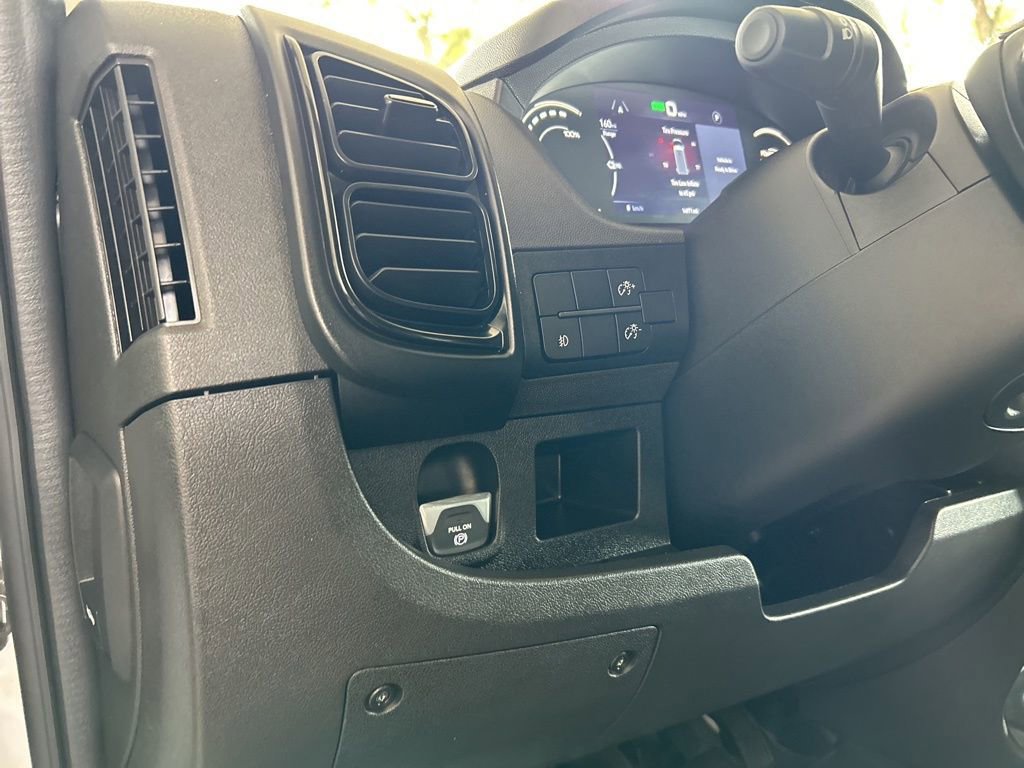 Used 2024 RAM ProMaster 3500 w/ Delivery Van Package image 33