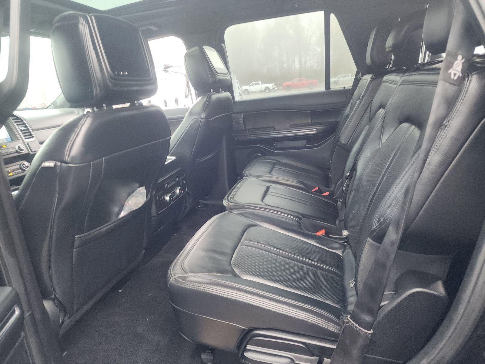 Used 2019 Ford Expedition Limited w/ Equipment Group 302A image 10