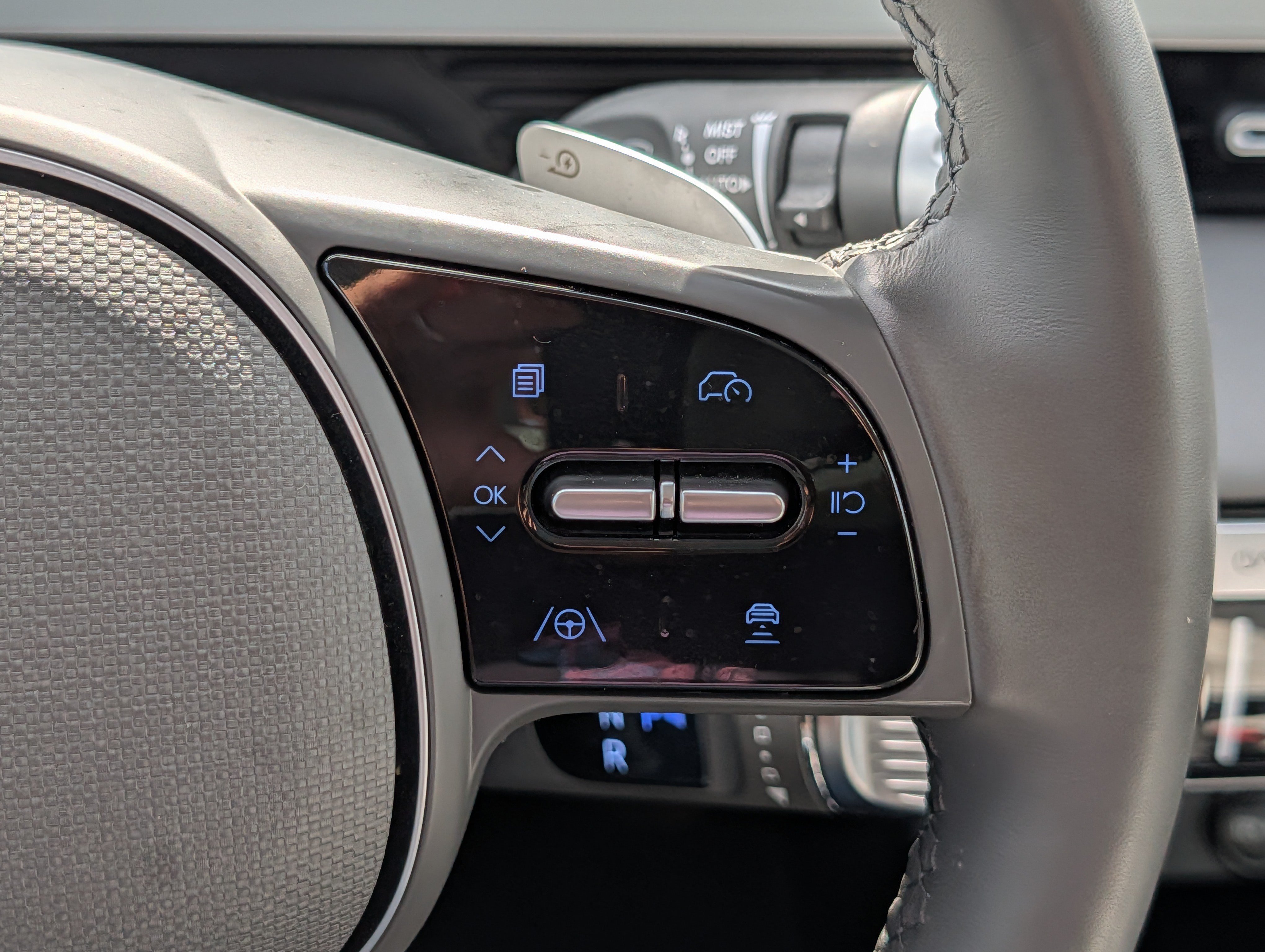Certified 2023 Hyundai Ioniq 5 Limited AWD/4WD image 29