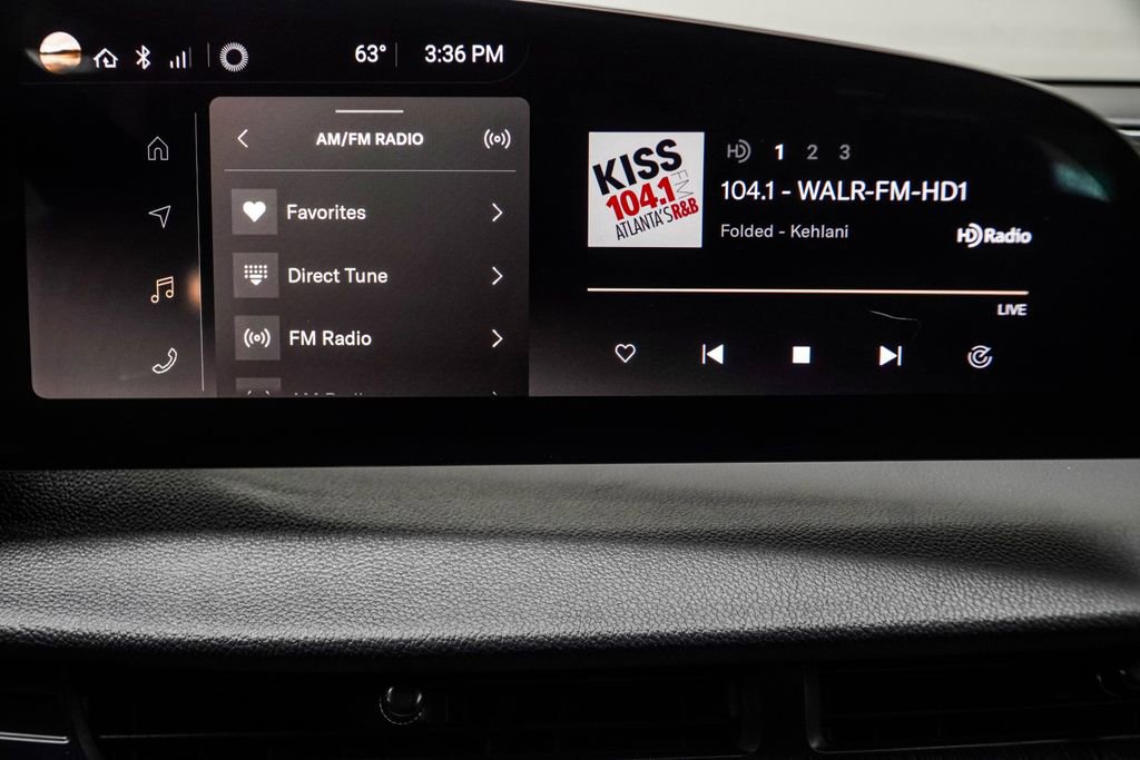 Used 2024 Lucid Air Touring image 27