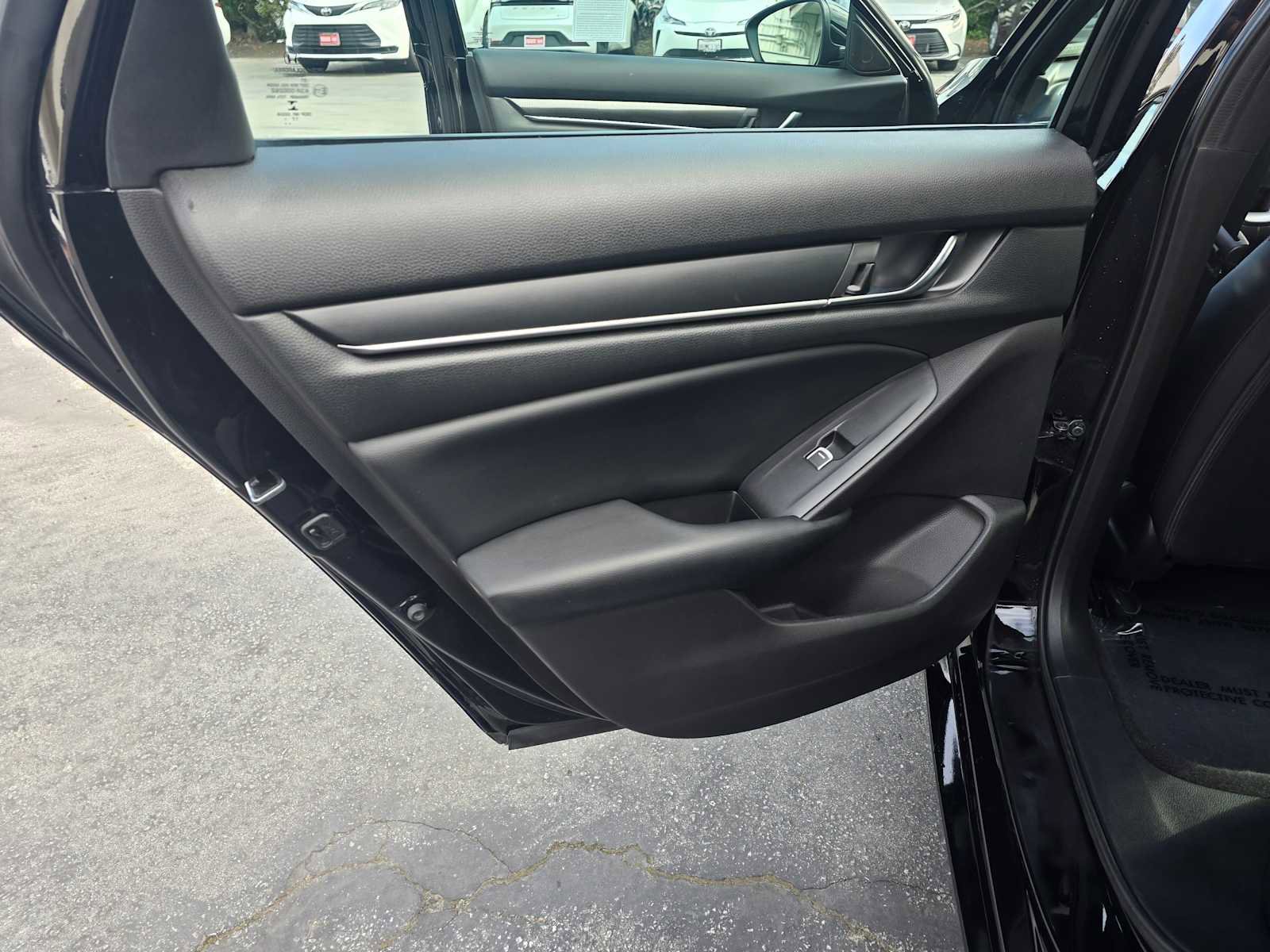 Used 2018 Honda Accord Sport image 17