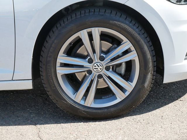 Used 2019 Volkswagen Jetta R-Line FWD image 9