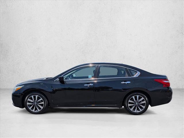 Used 2017 Nissan Altima 2.5 SV FWD image 9