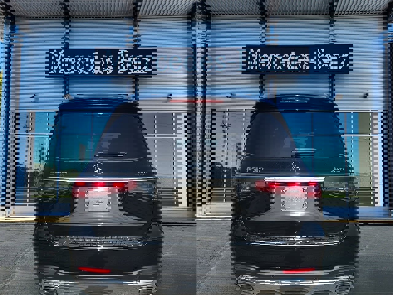 New 2026 Mercedes-Benz GLS 450 4MATIC image 5