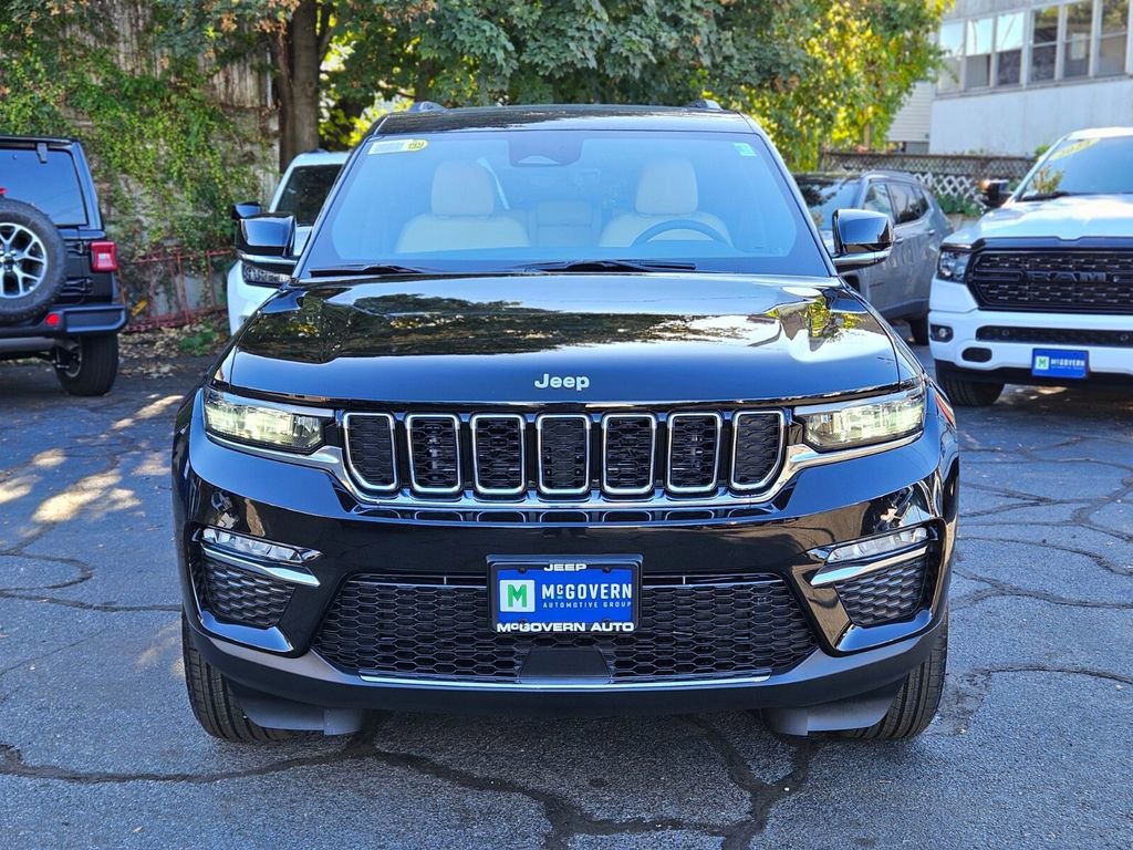 New 2025 Jeep Grand Cherokee Limited image 8