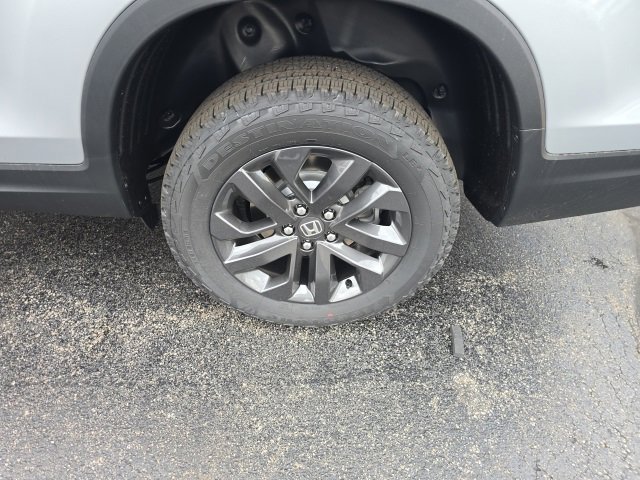 Certified 2025 Honda Ridgeline Sport image 9